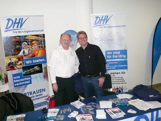 assets/CGB-Inhalte/FotoDatenbank/Menschen/AR-Wahl REWE Stand der DHVklein.jpg